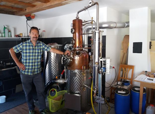 Visit and tasting at the Bertsch distillery